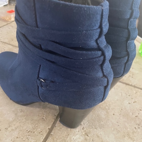 Women’s BLUE SUEDE HEEL BOOTS SZ9 - Picture 7 of 10